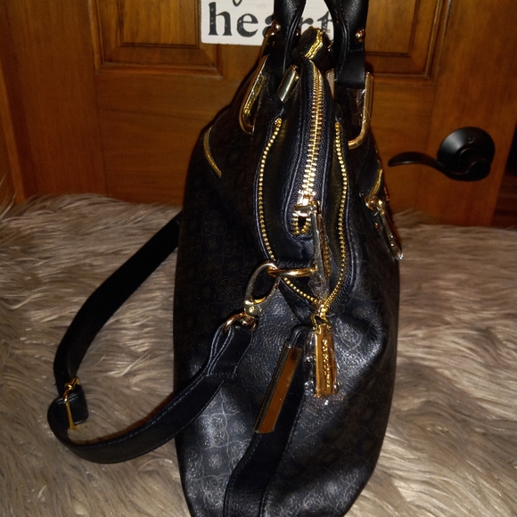 Big Buddha NWT blk with gold hardware has many cute features see pics. - Picture 5 of 10